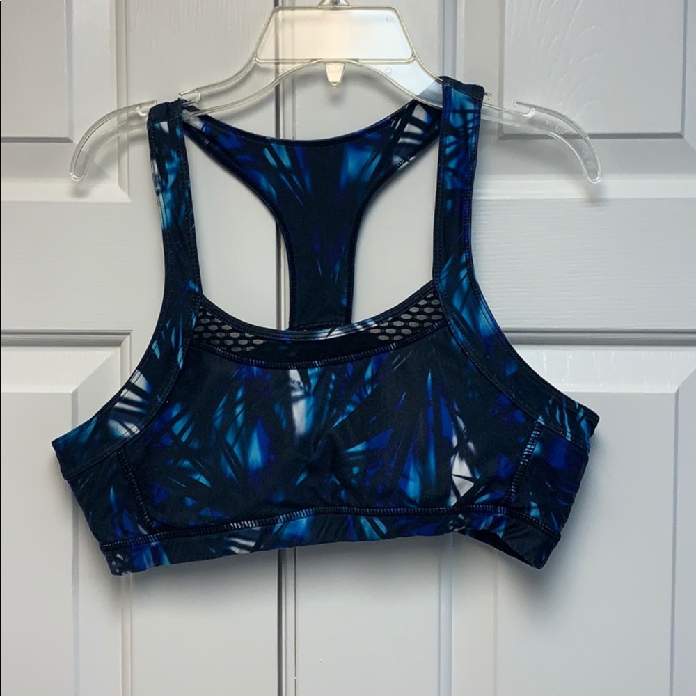 Printed sports bra